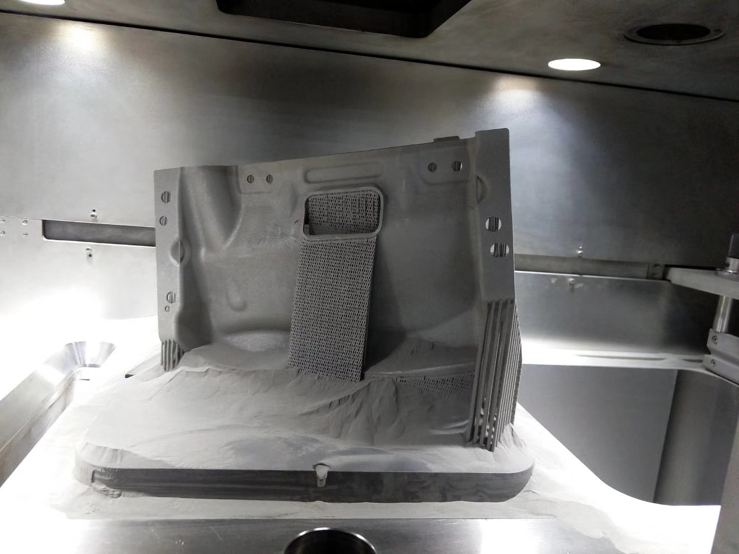 �ڲ���tbh��(�й���)����Ϊ���ٷ���վ